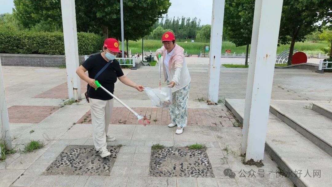 【文明使者行动】暖心慰问传递敬意，躬身捡拾彰显担当——武邑“文明使者”书写志愿服务新答卷