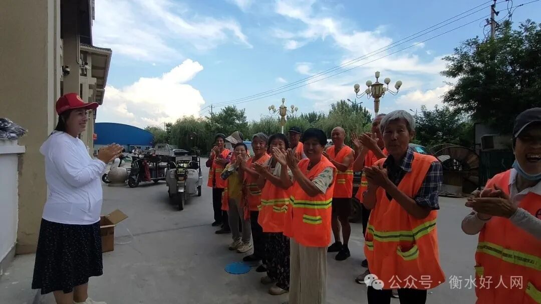 【文明使者行动】暖心慰问传递敬意，躬身捡拾彰显担当——武邑“文明使者”书写志愿服务新答卷