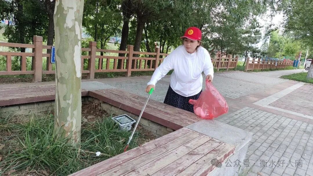 【文明使者行动】暖心慰问传递敬意，躬身捡拾彰显担当——武邑“文明使者”书写志愿服务新答卷