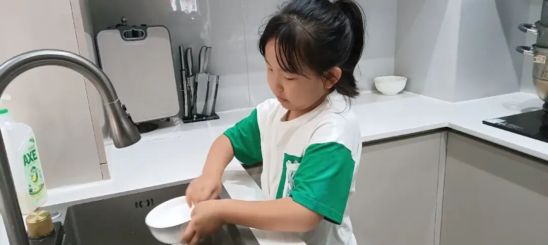 【文明使者在行动】童心践文明 暑假如约行——衡水市人民路小学“文明使者”暑期居家实践风采展示