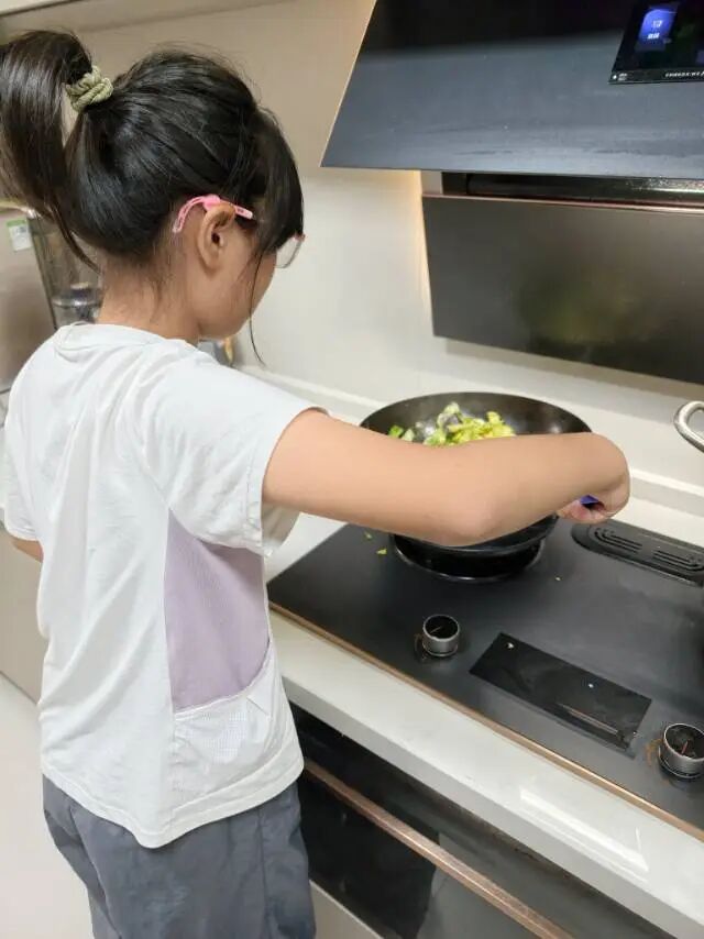 【文明使者在行动】童心践文明 暑假如约行——衡水市人民路小学“文明使者”暑期居家实践风采展示