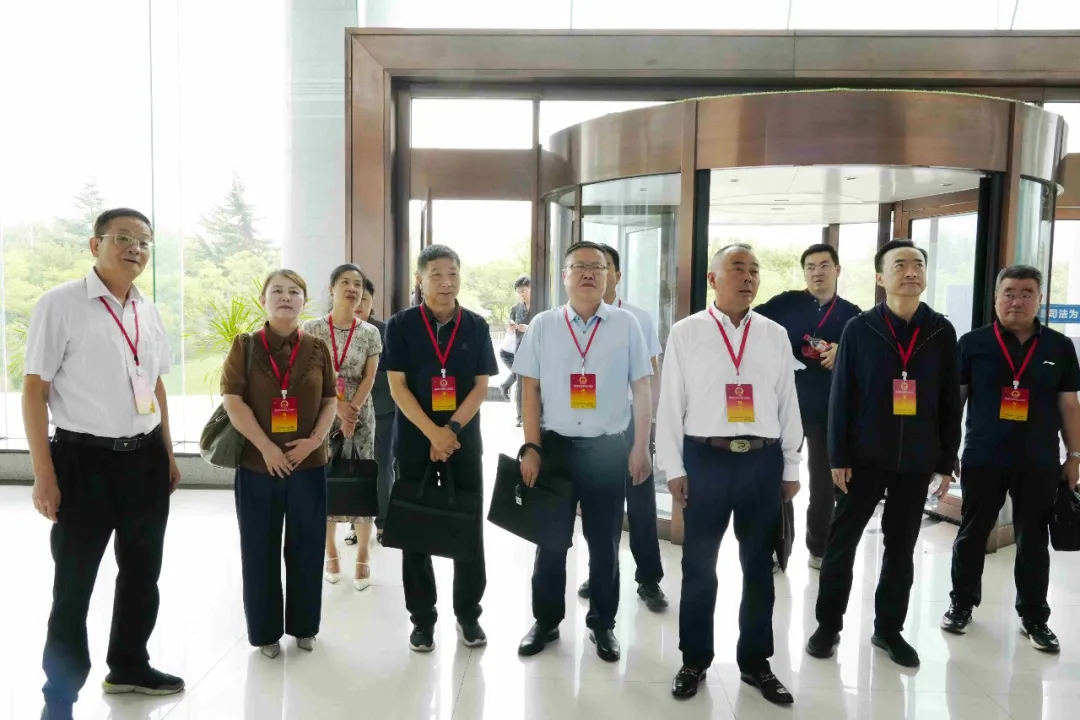 七里河区人大常委会调研区人民法院执源治理工作