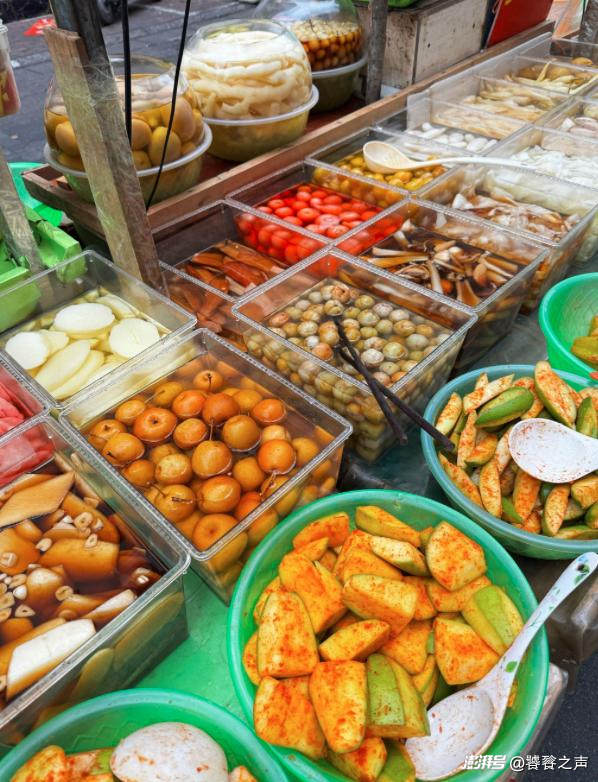 从“黑暗料理”到欲罢不能，酸嘢到底有什么魔力？