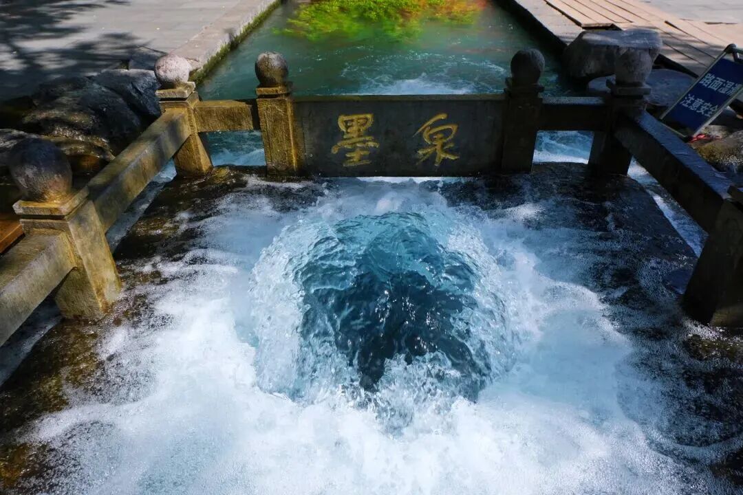 不用自驾！坐上济南西站直达明水古城专线，访易安、泡泉水一站式玩透