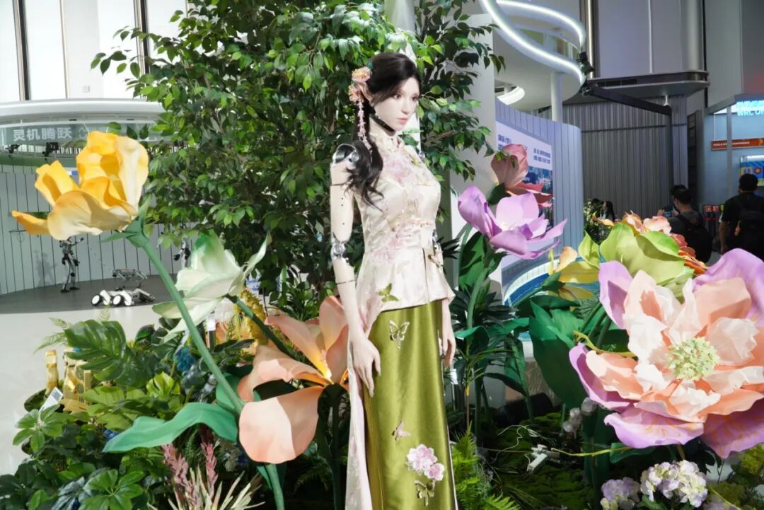 当机器人走进花园——_澎湃号·政务_澎湃新闻-The Paper