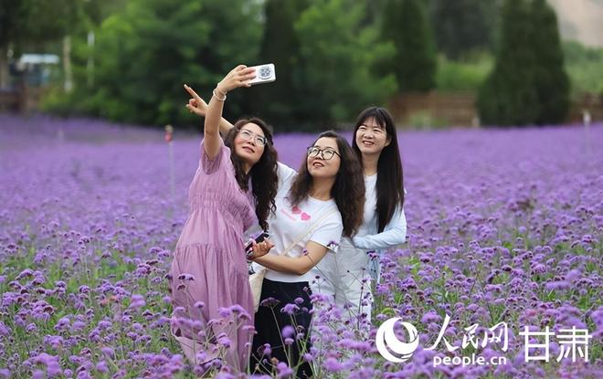 黄河之畔,多彩白银入画来