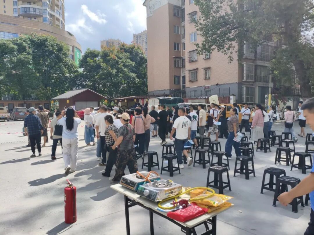 西秀区城管局 安全宣传进一线 防范隐患保平安