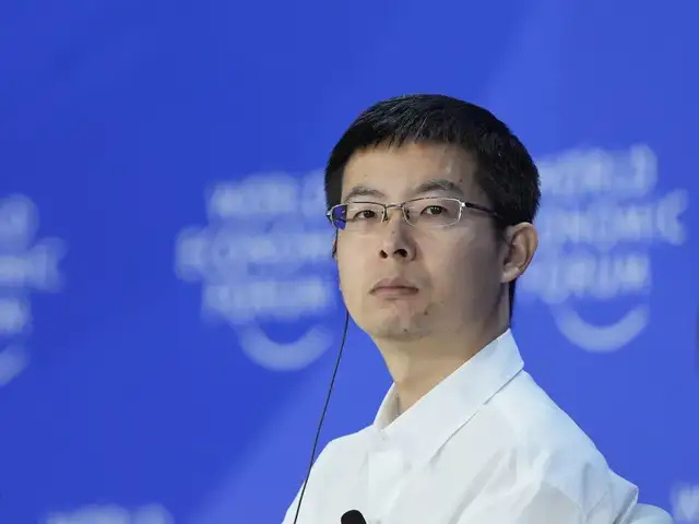 雷军猛踢一脚,宇树终于止跌了