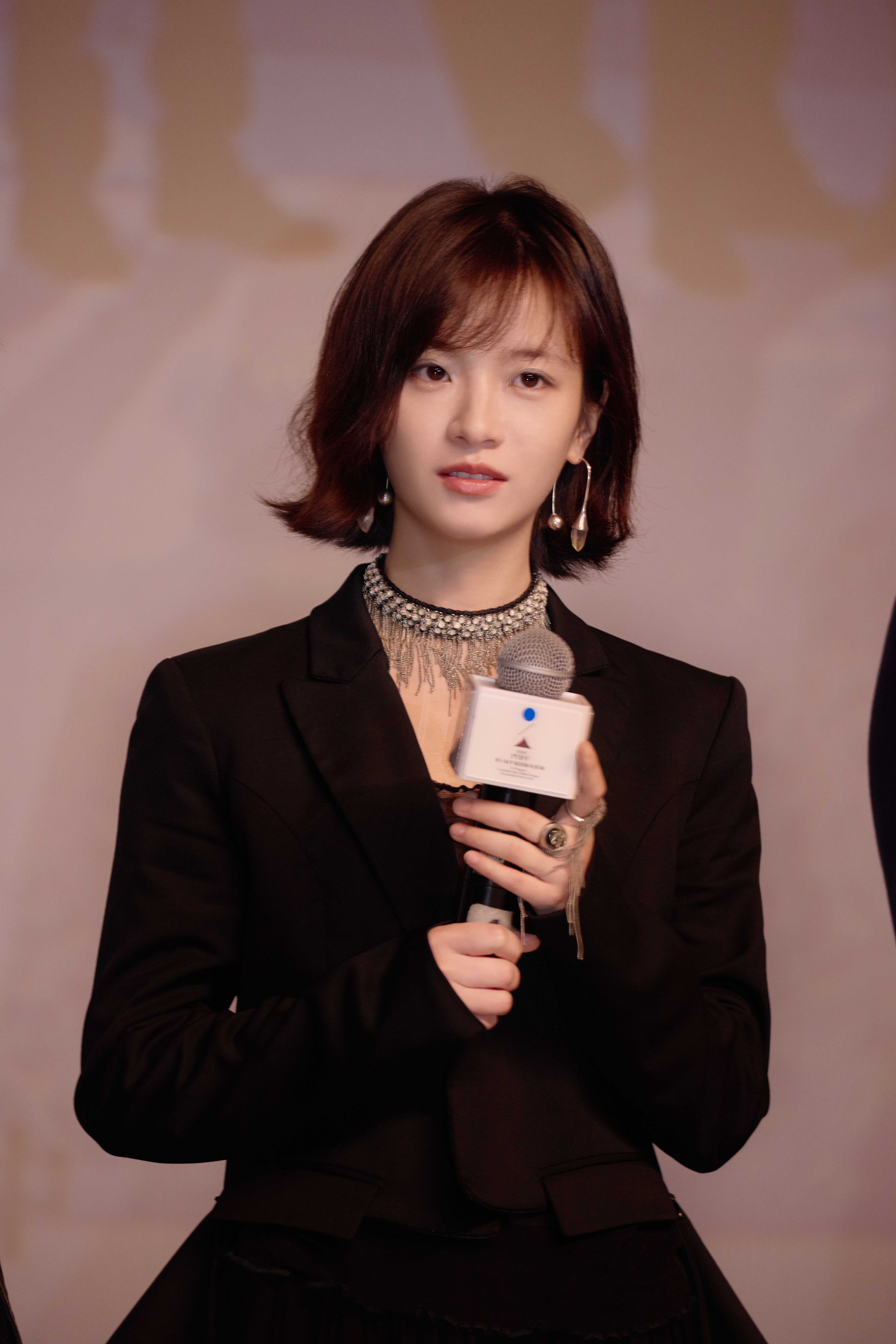 李庚希携《无名女孩》亮相平遥 分享角色塑造与创作感受