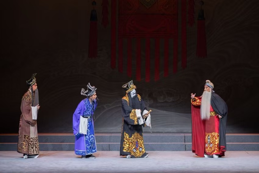 江潮载大义 扬韵颂孤臣——新创扬剧《子胥过江》扬州戏曲园精彩上演