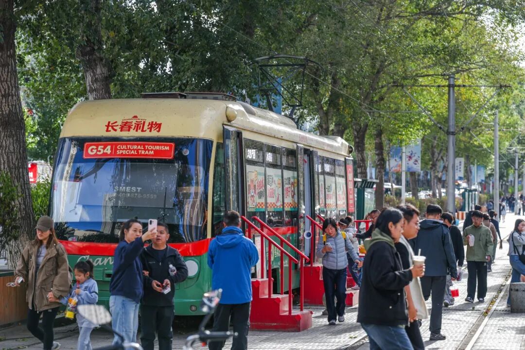 国庆首日,人潮涌动!吉林文旅市场热度全开!