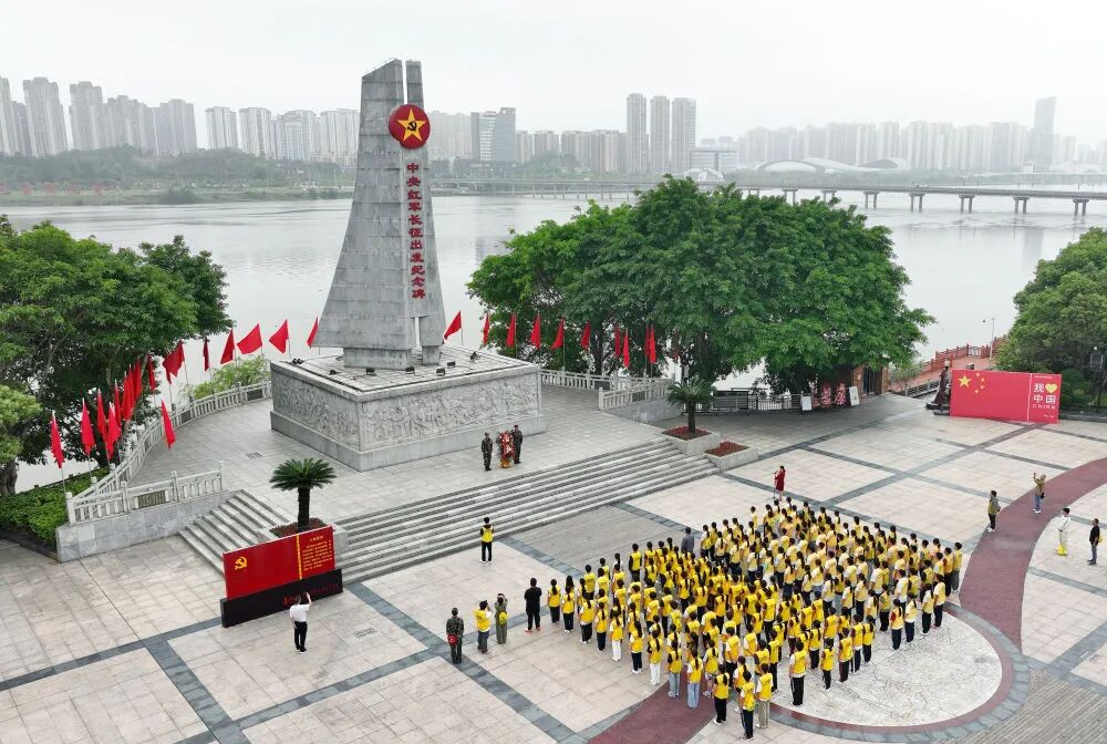 习近平文化思想引领文化强国建设迈出坚实步伐