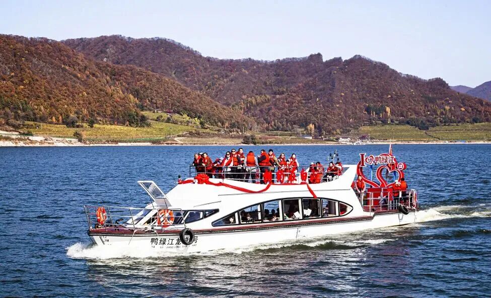 双线开通一周年，白山绘就全域康养文旅新画卷