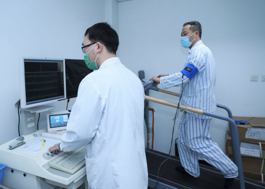 亦享健康 | 医生提醒：40岁后要防猝死，这4项关键检查，很多人体检单上没有