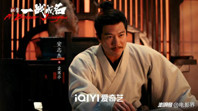 武侠犯罪电影《杯雪·一战成名》定档10月16日：潘斌龙、安志杰演绎乱世厮杀缠斗