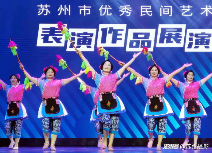 2026苏州市民间文艺系列展演活动在张家港市凤凰镇开幕