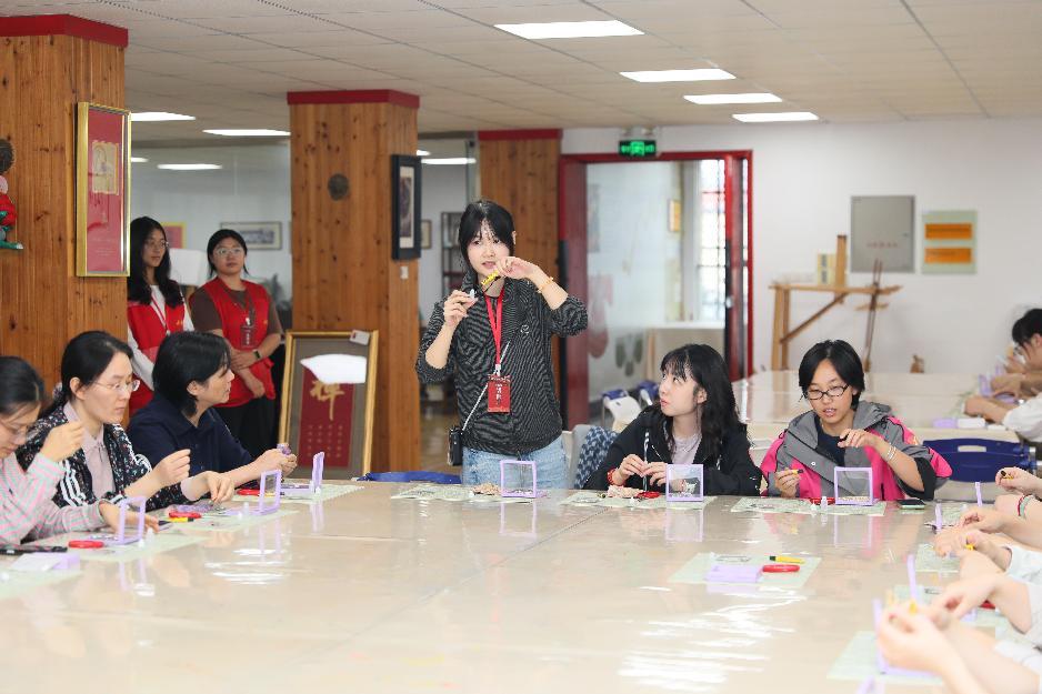 邺企红·心连心｜织韵传文脉 汇势促发展——“邺企红”走进南京云锦博物馆