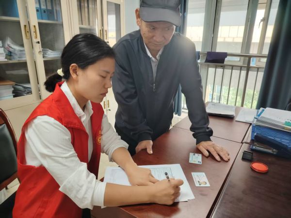 聋哑父亲留守老家 社工暖心帮扶！荆门市掇刀区民政局收到感谢信