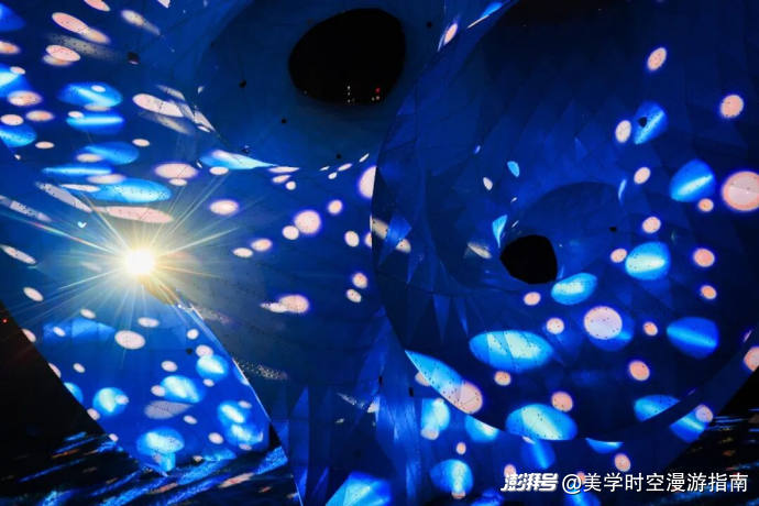 当AI不用一秒就能“画”出一切,雕塑还能干什么?
