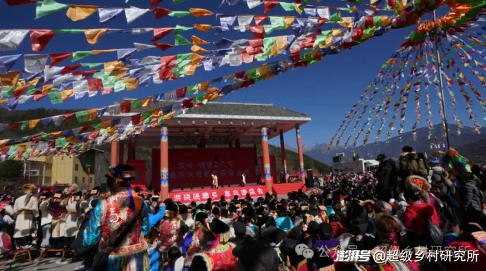 四川一个中国含“猫”量极高的县城，拿出80%的土地给熊猫安家，第一只国礼大熊猫就从这里走出