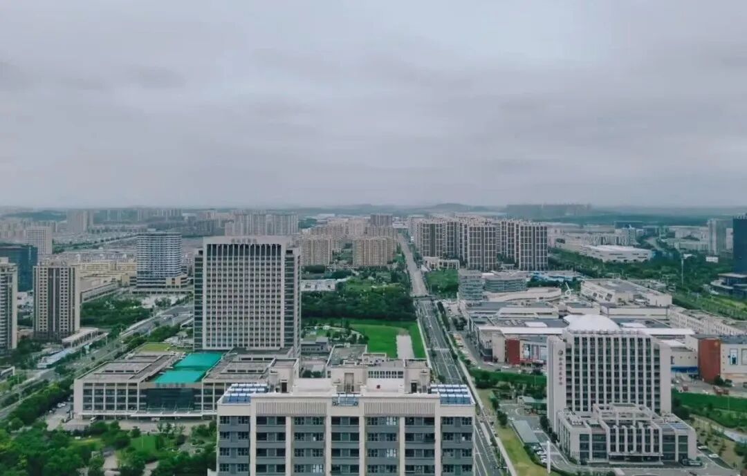 无人机巡航、学飞考证、青少年基地，溧水低空经济“三箭齐发”