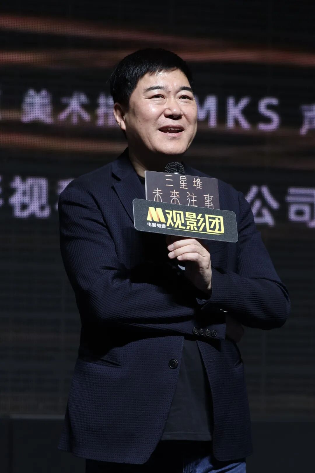 博纳花两年、投千万，趟出第一部AI院线长片