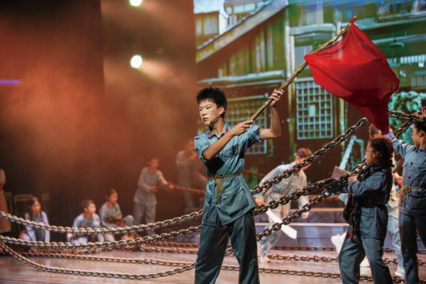 广州大中小学生纪念中国工农红军长征胜利90周年主题文艺演出