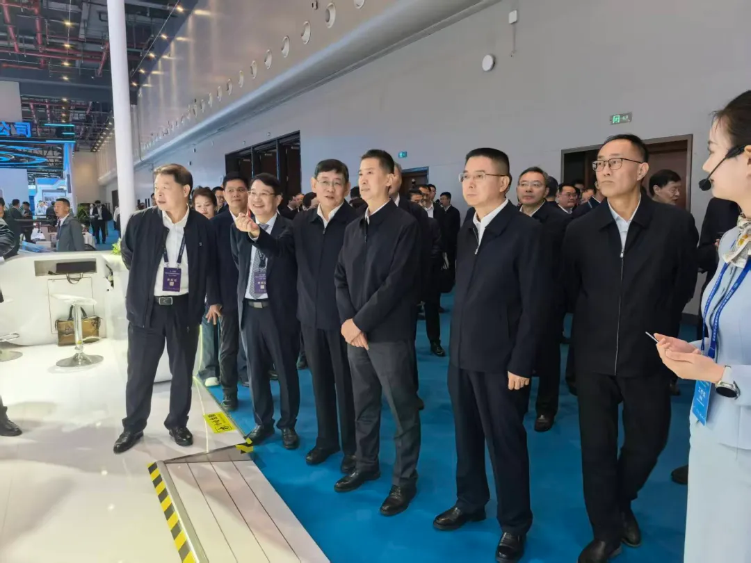 200余家同台,1400余项技术登场!武汉做了件大事