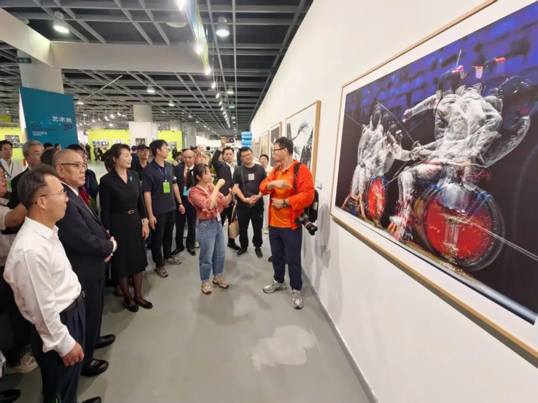 第30届全国摄影艺术展览隆重开幕，上海代表厦门观摩学习_澎湃号·湃客_澎湃新闻-The Paper