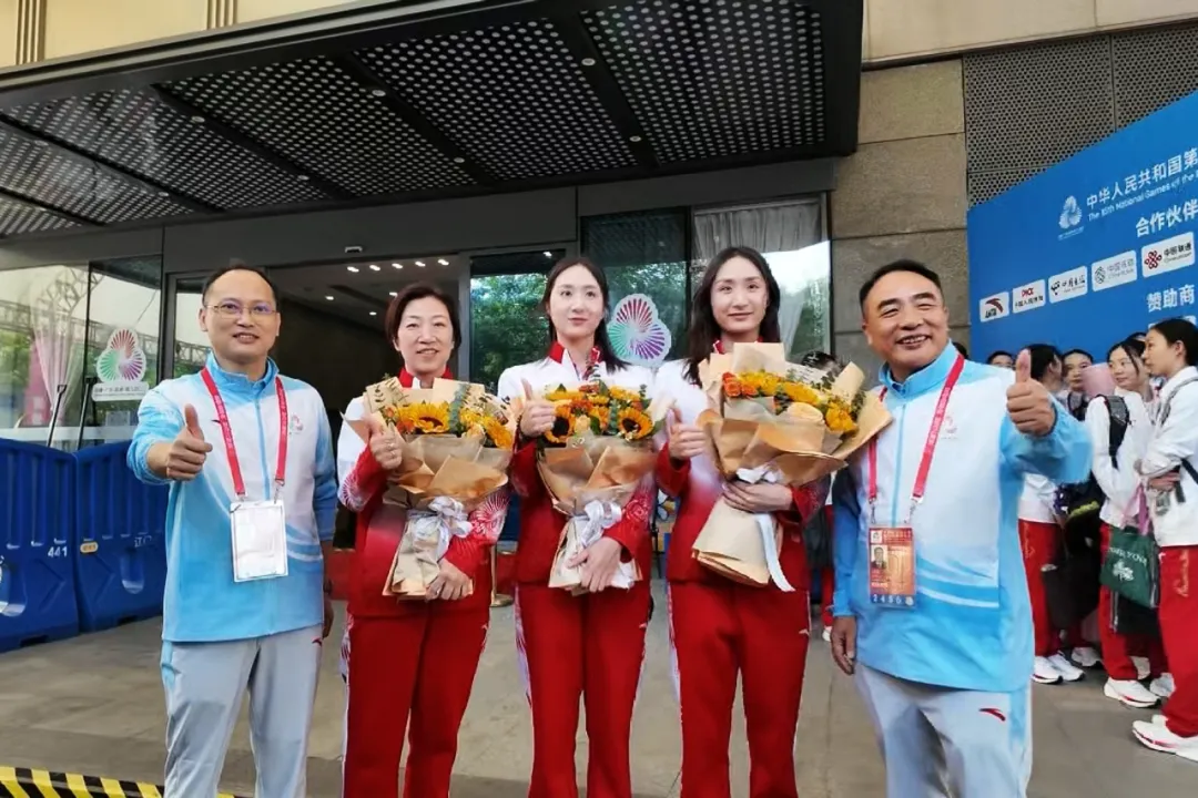 就在今晚！十五运会花样游泳首金将在江门诞生_全国运动会游泳花样游泳江门赛区_江门赛区花样游泳运动员报到