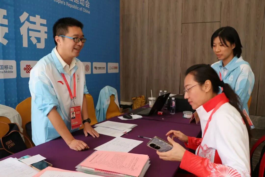 全国运动会游泳花样游泳江门赛区_就在今晚！十五运会花样游泳首金将在江门诞生_江门赛区花样游泳运动员报到