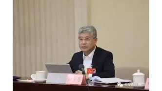 「經(jīng)濟(jì)發(fā)展」白重恩：過(guò)度競(jìng)爭(zhēng)導(dǎo)致的市場(chǎng)內(nèi)卷，正在扼殺可持續(xù)創(chuàng)新能力