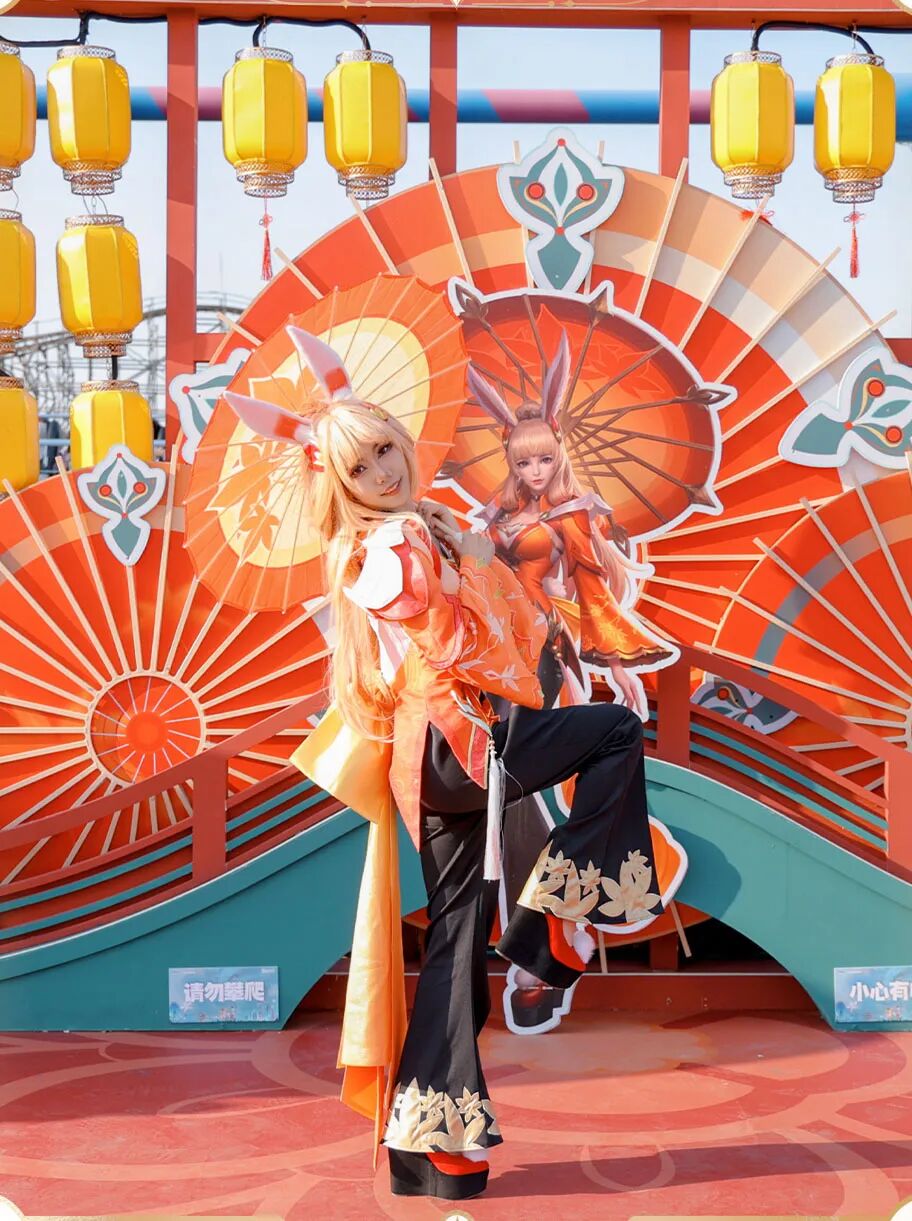 排队5小时,互动3分钟,年轻人流行“调戏”景区NPC