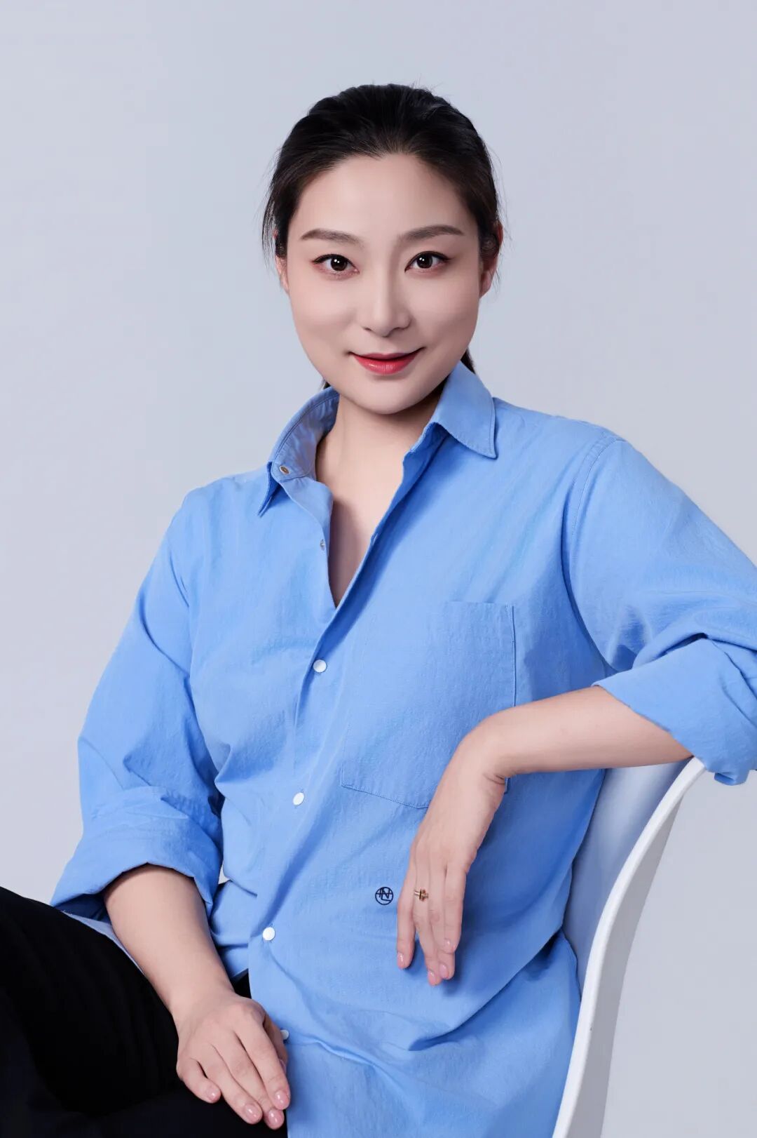 宾介绍：田慧：一级演员、上海京剧院梅派青衣演员、梅葆玖先生入室弟子