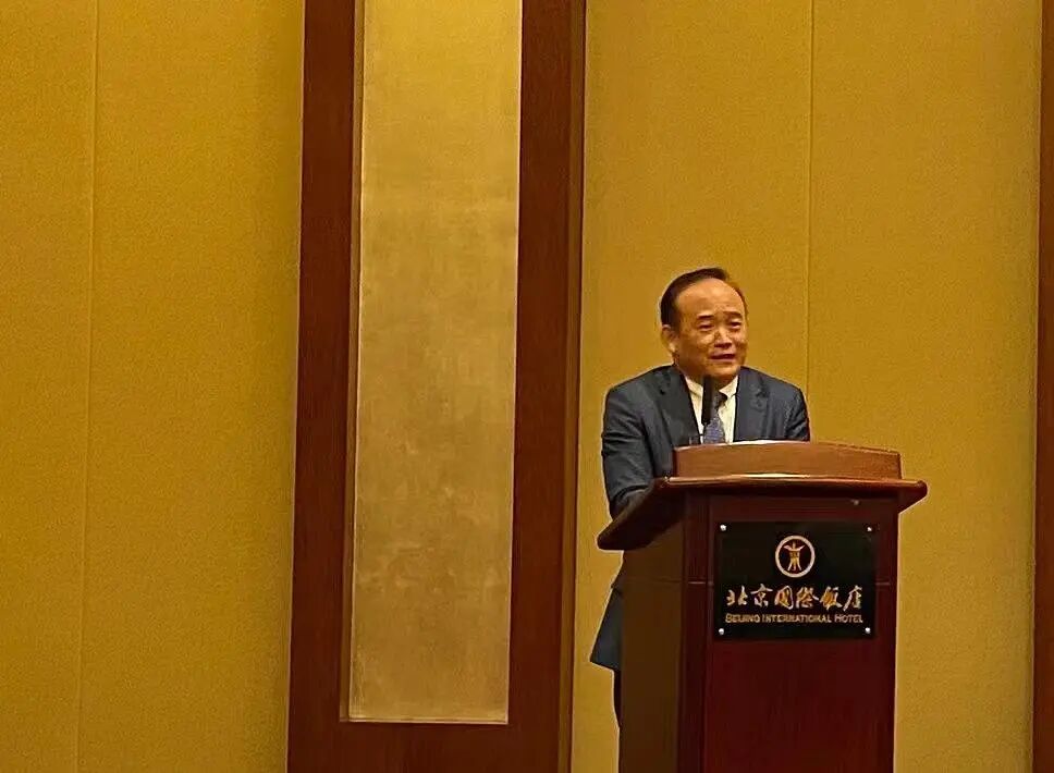 发布涉金龙鱼不实言论,湖北前首富、企业家兰世立被判公开道歉,本人回应