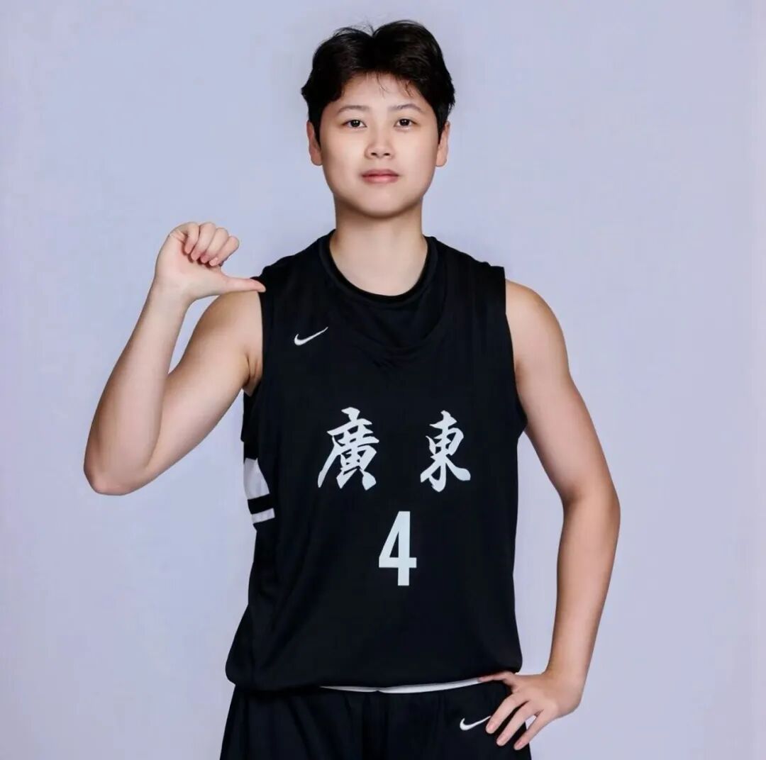 Zhong Jiali, a rising star from chixi Town, Taishan City.