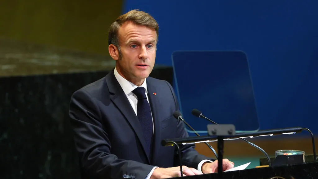 法国总统马克龙将访华