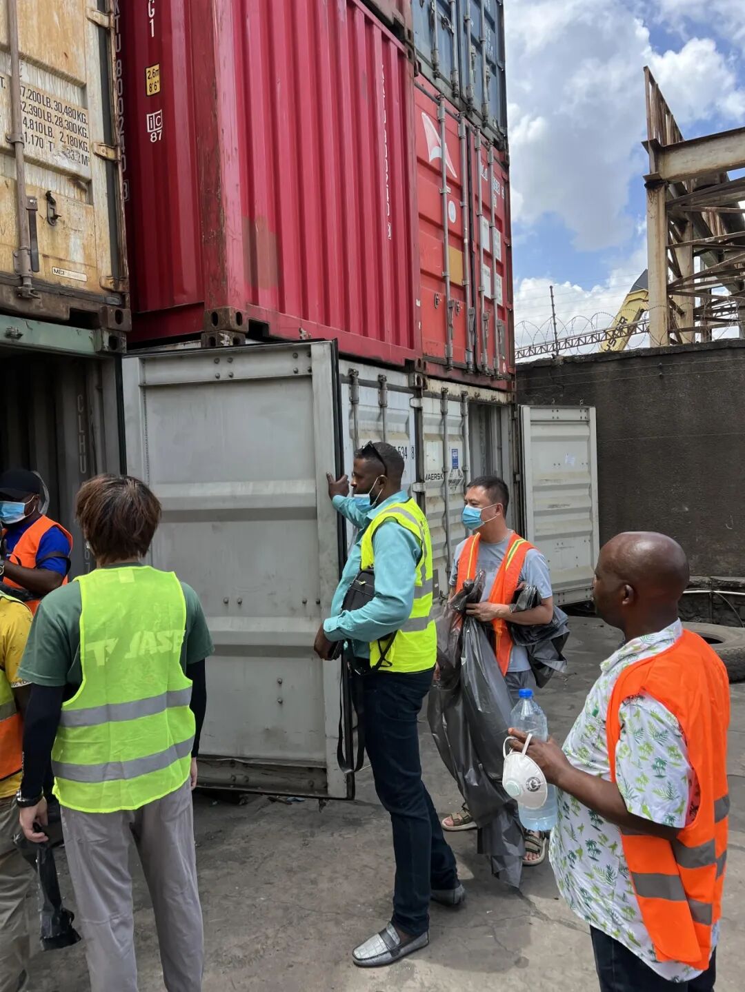 雨花企业在非洲建了个“超级仓库”，检测、仓储、物流一站式搞定