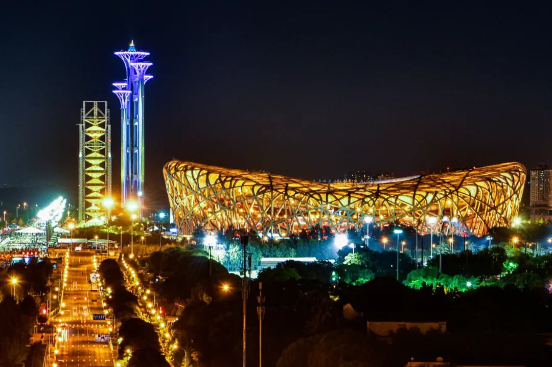 北京的夜太美,北京6个夜游好去处!这些地方的夜景你都看过几个?_澎湃号·湃客_澎湃新闻-The Paper