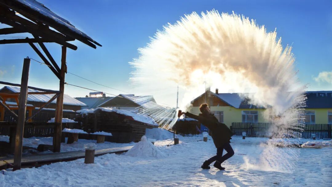 冬天的漠河，值得去吗？赏冬雪，追极光，太好玩了