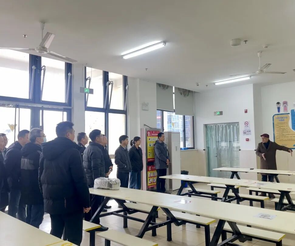 民主党派人士沉浸式体验解锁校园餐“安全密码”