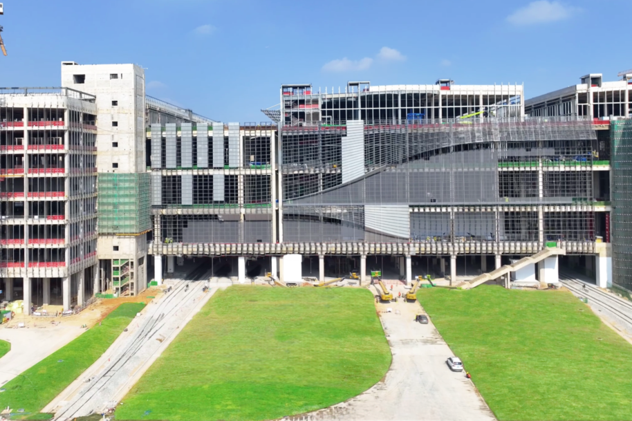 智慧建造+立体开发!全国最大单体综合物流枢纽建设跑出 “加速度”