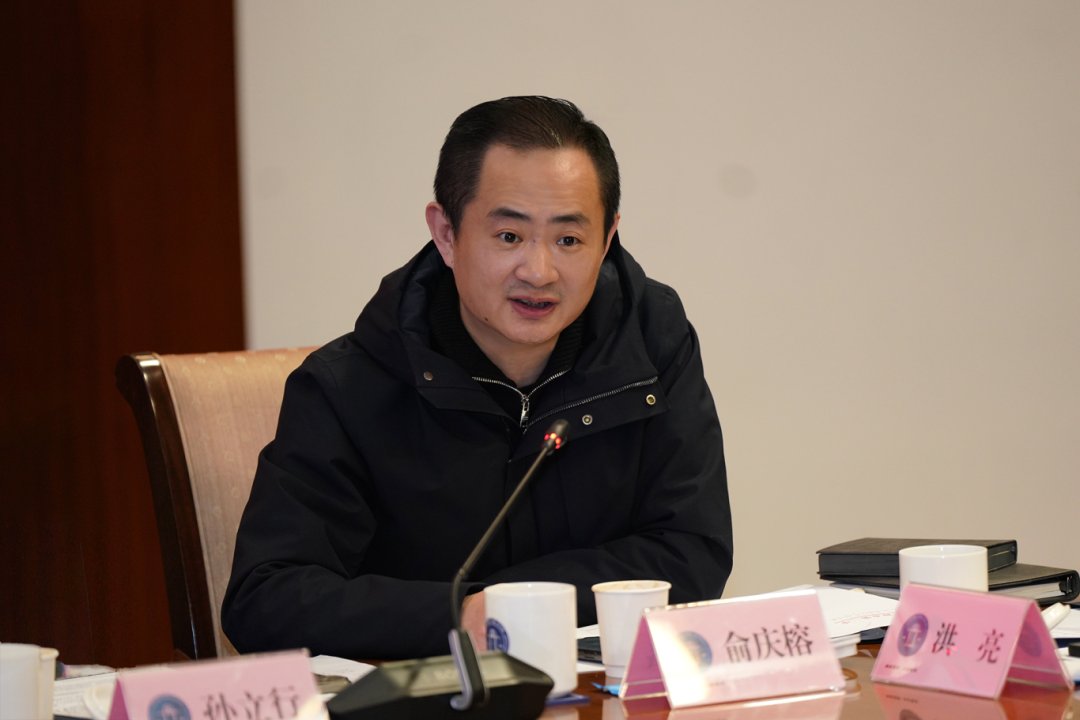 特邀咨询员特约监督员佟瑞欣,陶爱莲,韩璐,沈铱,朱明华,叶银忠,李颖洁