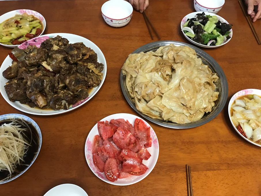 新疆人才不是吃素的,给大家展示一下吃肉绝活