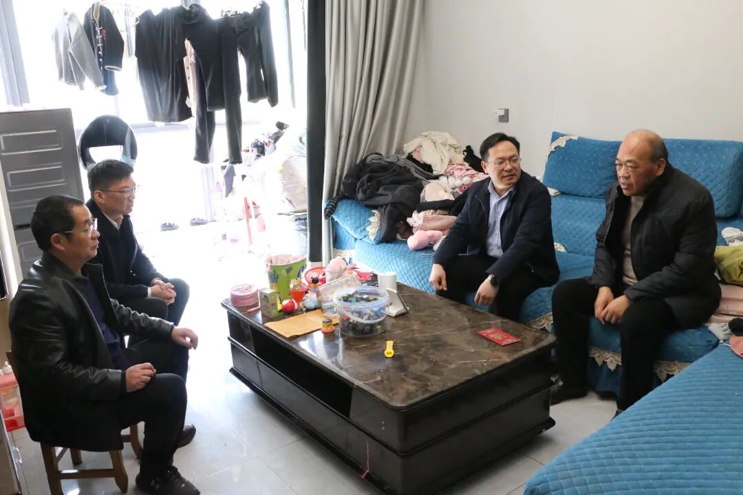 局走访慰问老干部_沈丘法院退休老干部慰问_沈丘法院困难干警帮扶