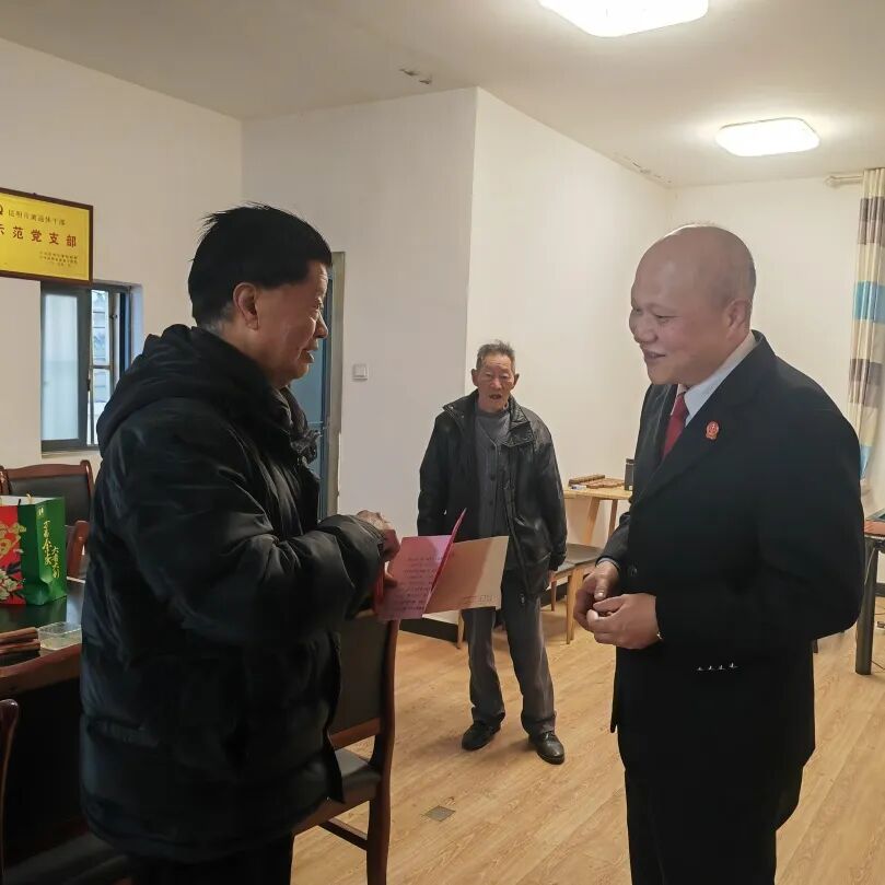 寻甸法院院长李世民走访慰问退休干部_寻甸法院慰问退休老干部_局走访慰问老干部
