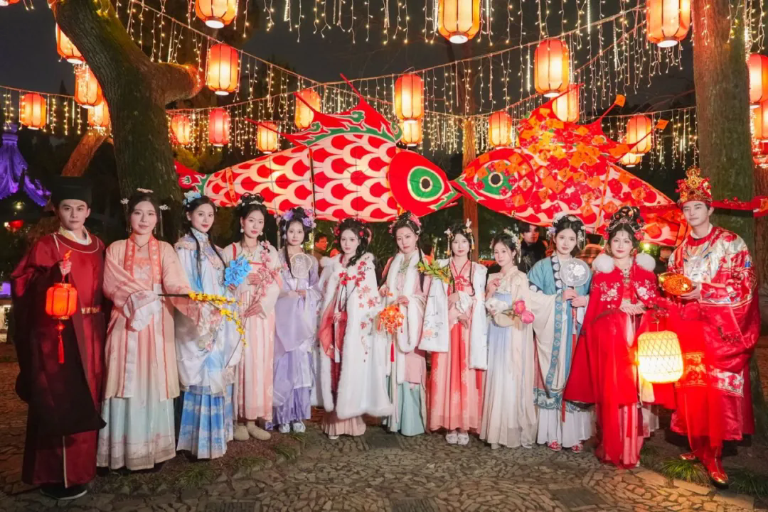 春晚《贺花神》美出圈! 古猗园与春晚同频,共赴十二花神之约