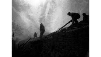 李百军：故乡的云