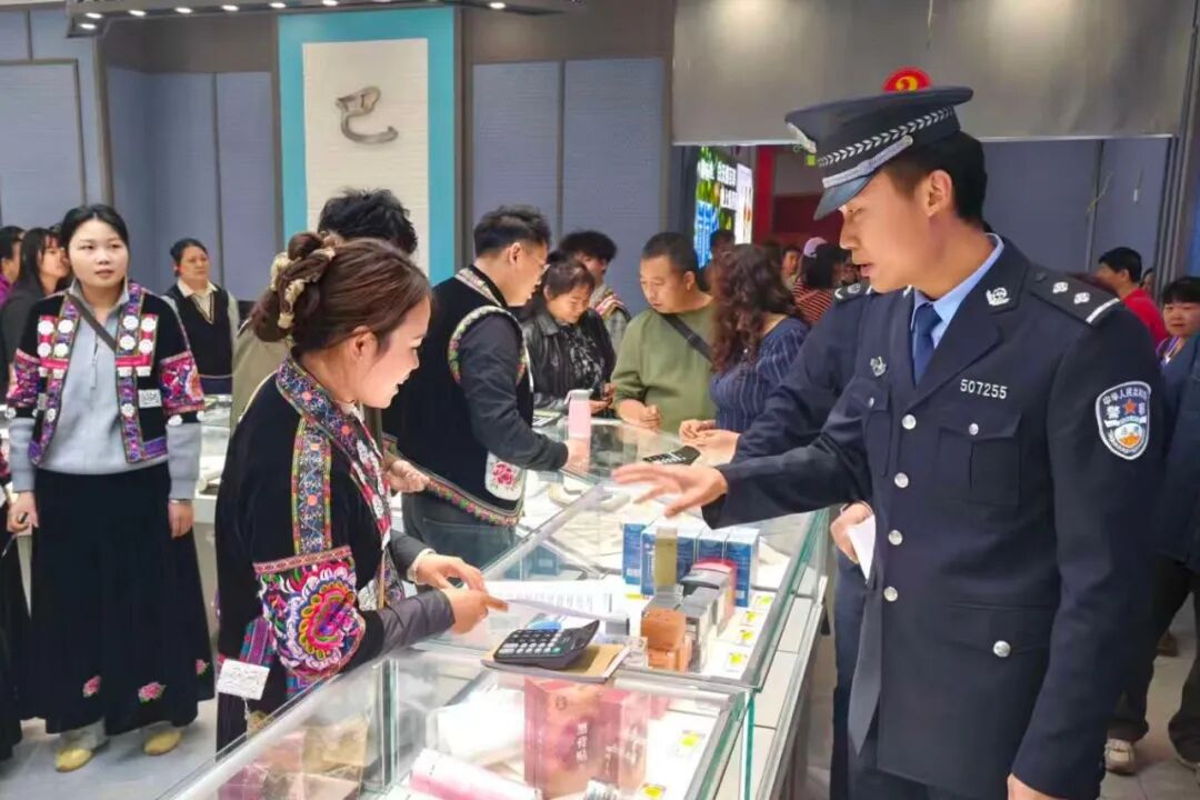 春回酉阳 法润桃源┃酉阳法院开展“3·15”国际消费者权益日系列普法宣传活动