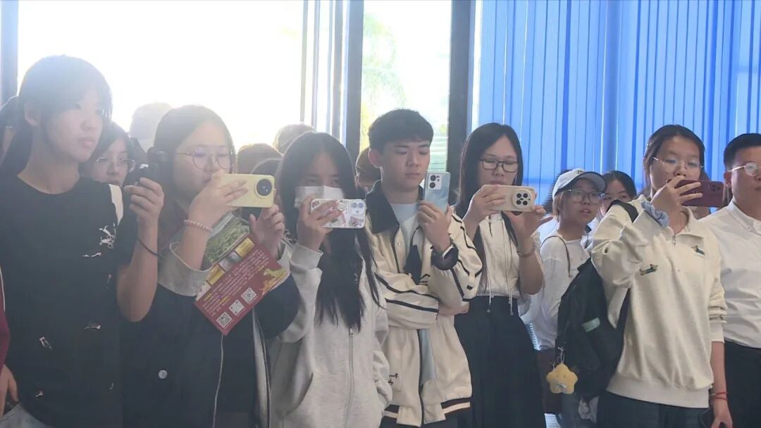 聚焦“百千万工程”|超5000人次!大学生涌入河源乡村,为了……_澎湃号·政务_澎湃新闻-The Paper